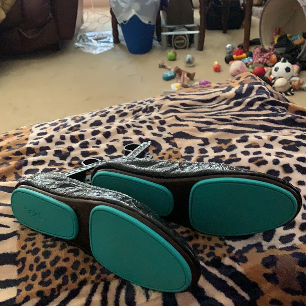 Size 6 Tieks by Gavriell Obsidian Black - Picture 2 of 8